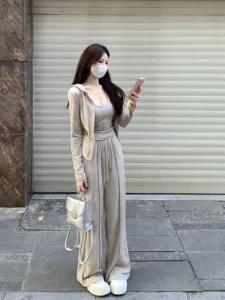완벽한 세트 여성 후드 짧은 후드 아우터웨어 내복 조끼 블레이저 와이드 레그 팬츠 세트와 일치하는 가을